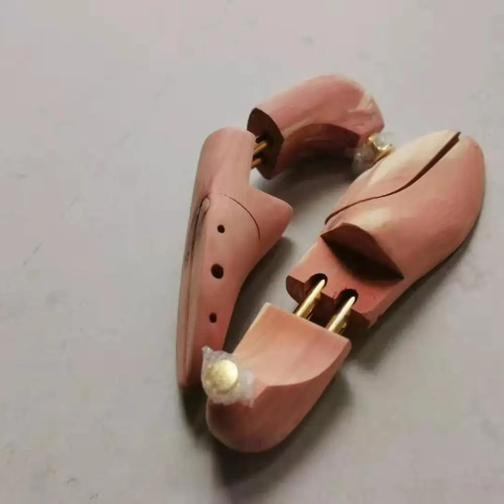 杉材靴ブレース無垢材調節可能な革靴ケア、しわ防止、変形防止シ - Shoe Tree Cedar のレビューと価格